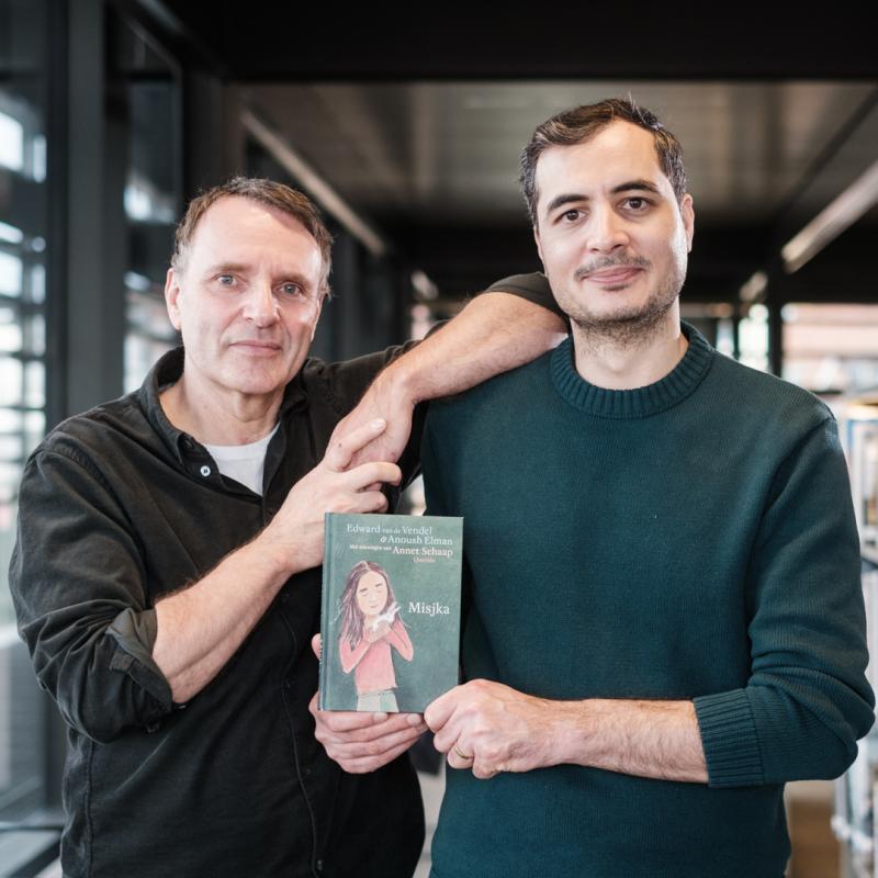 Misjka | Edward van de Vendel, Anoush Elman & Annet Schaap